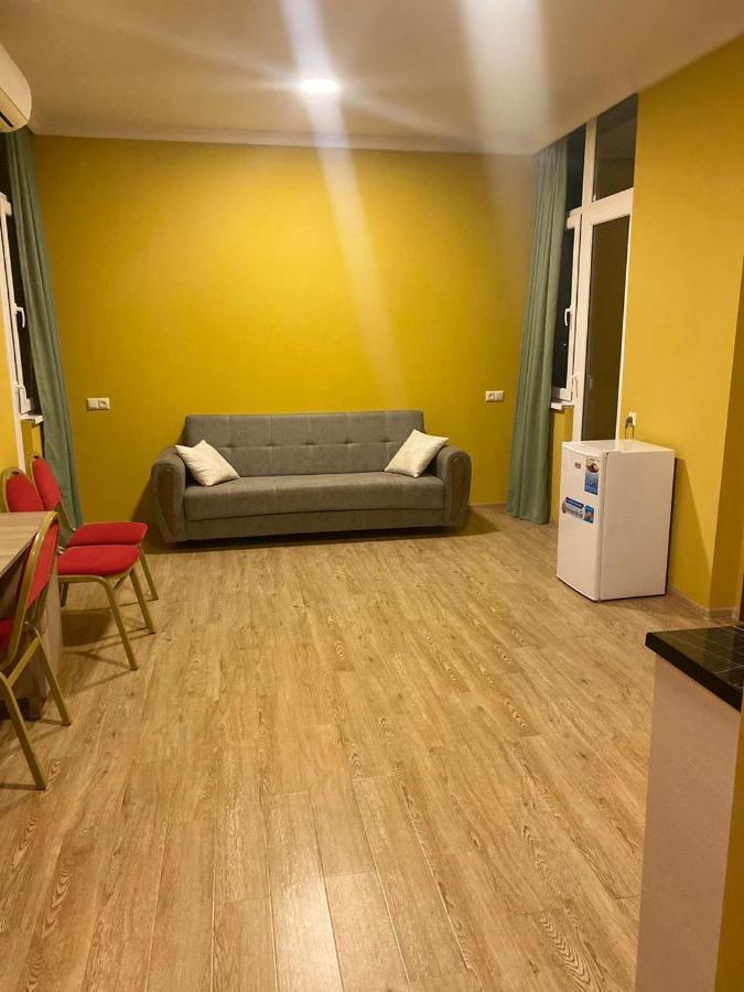 Mimino Aparthotel Batumi Exteriör bild