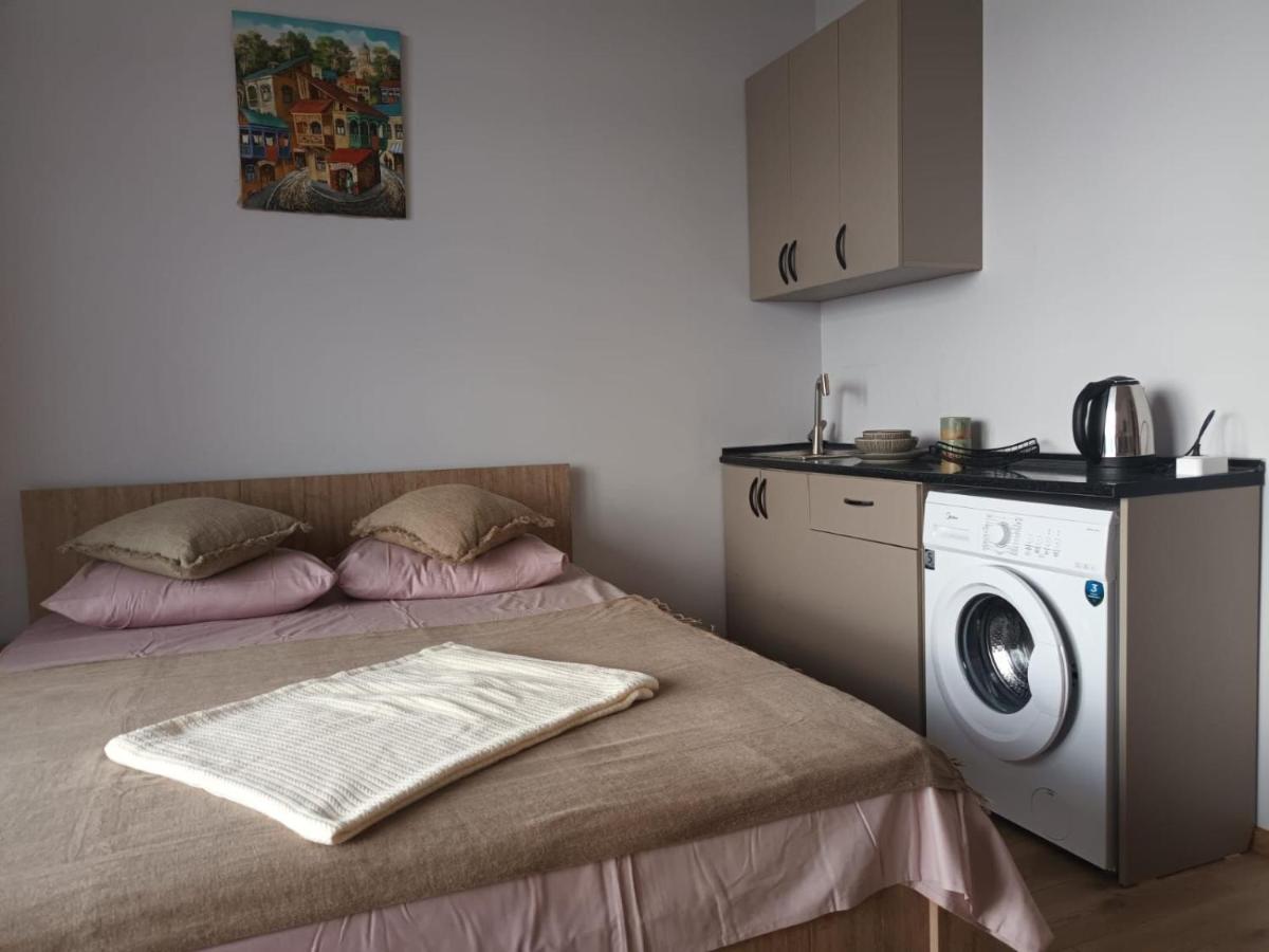 Mimino Aparthotel Batumi Exteriör bild