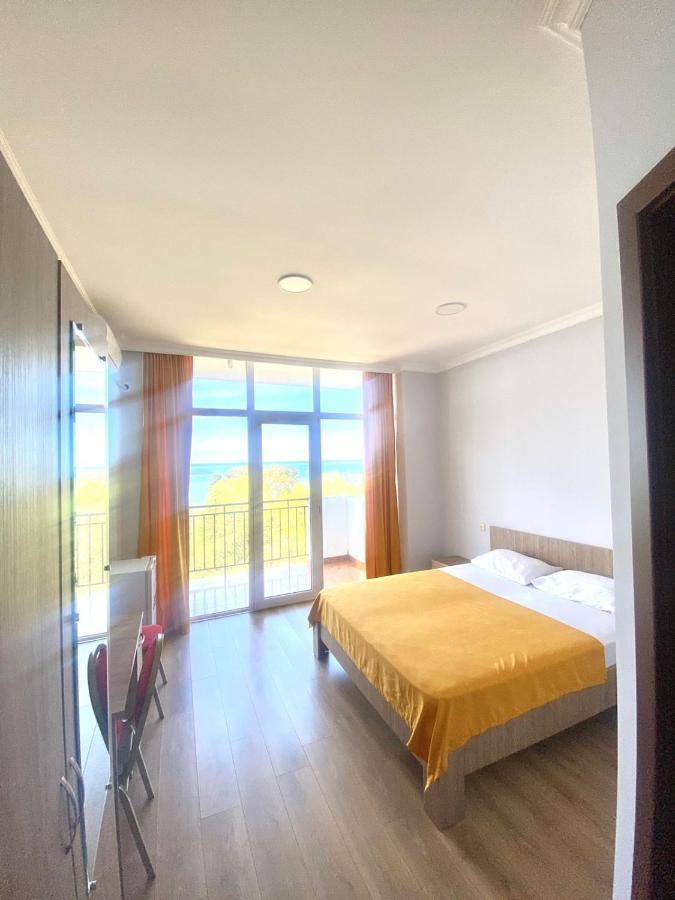 Mimino Aparthotel Batumi Exteriör bild