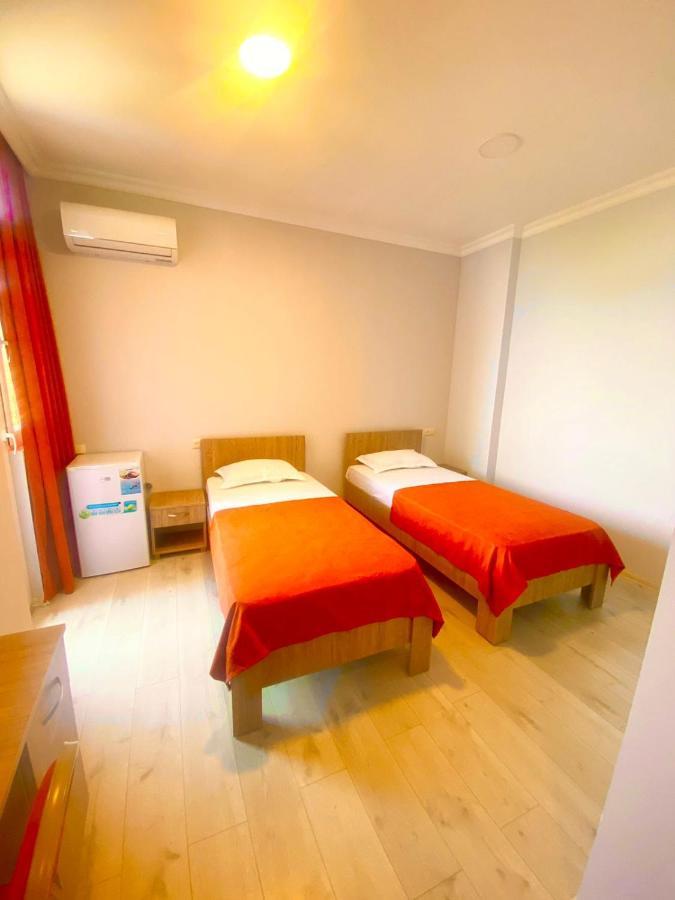 Mimino Aparthotel Batumi Exteriör bild