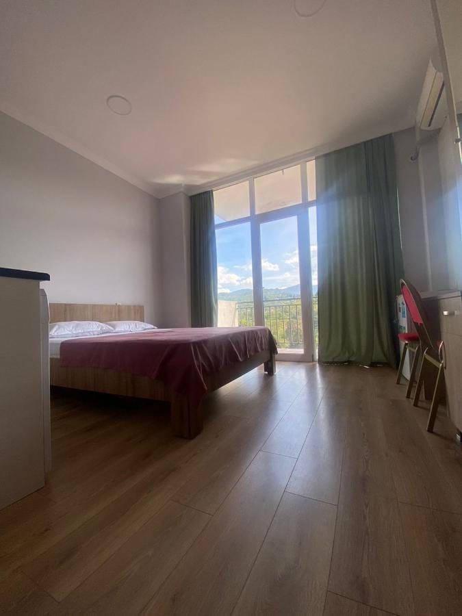 Mimino Aparthotel Batumi Exteriör bild