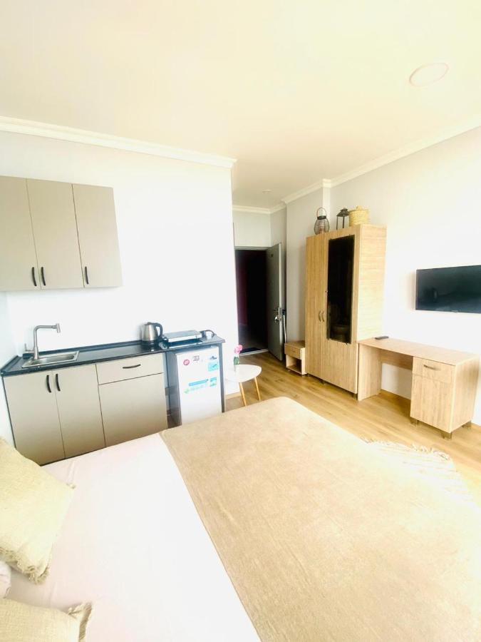 Mimino Aparthotel Batumi Exteriör bild