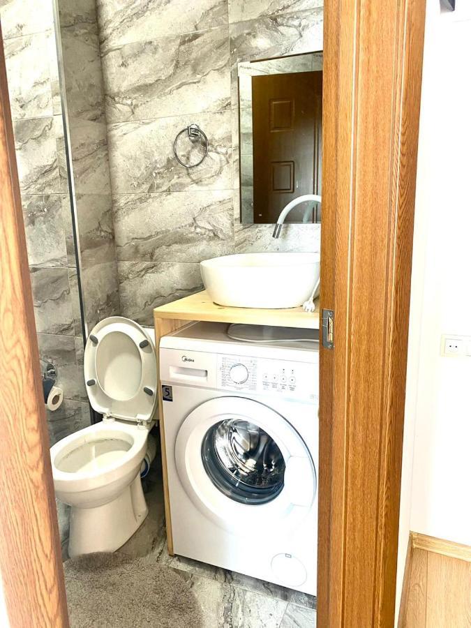 Mimino Aparthotel Batumi Exteriör bild