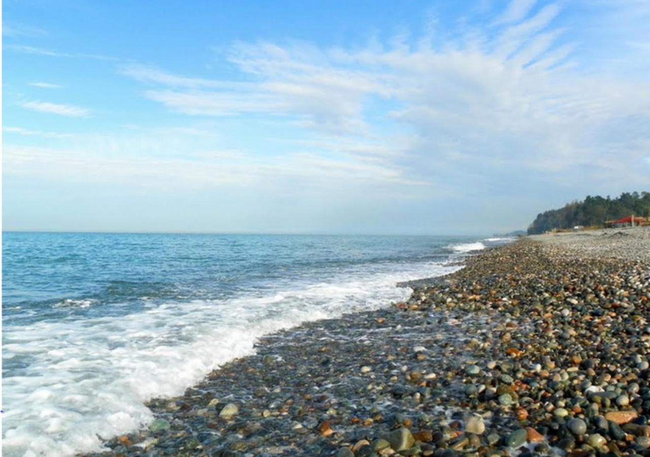 Mimino Aparthotel Batumi Exteriör bild