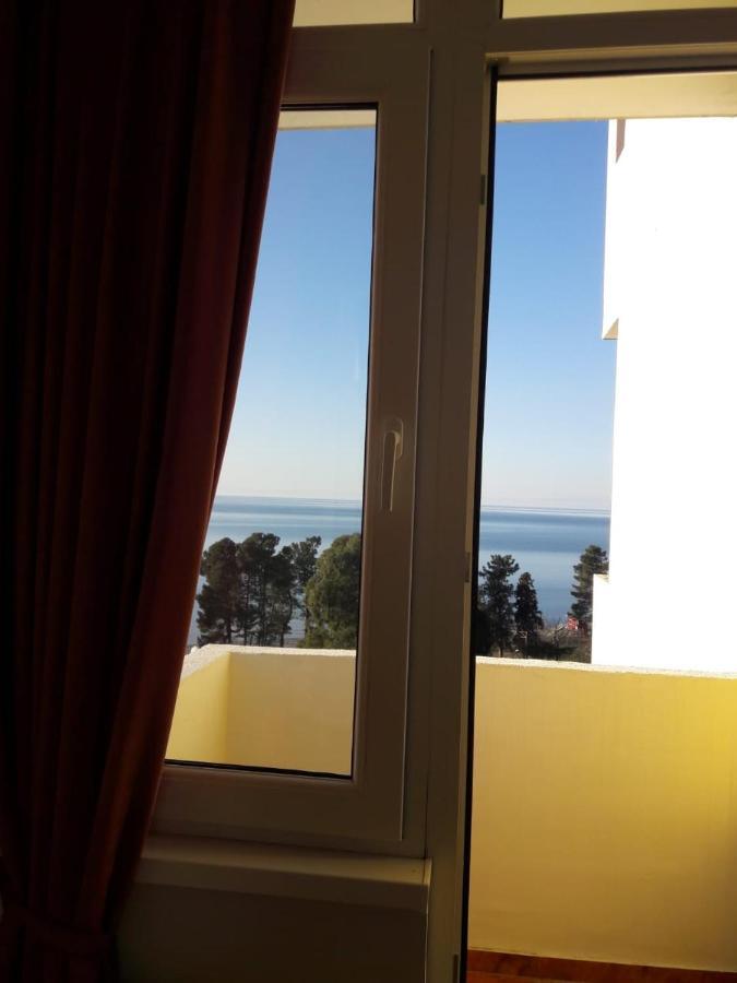 Mimino Aparthotel Batumi Exteriör bild